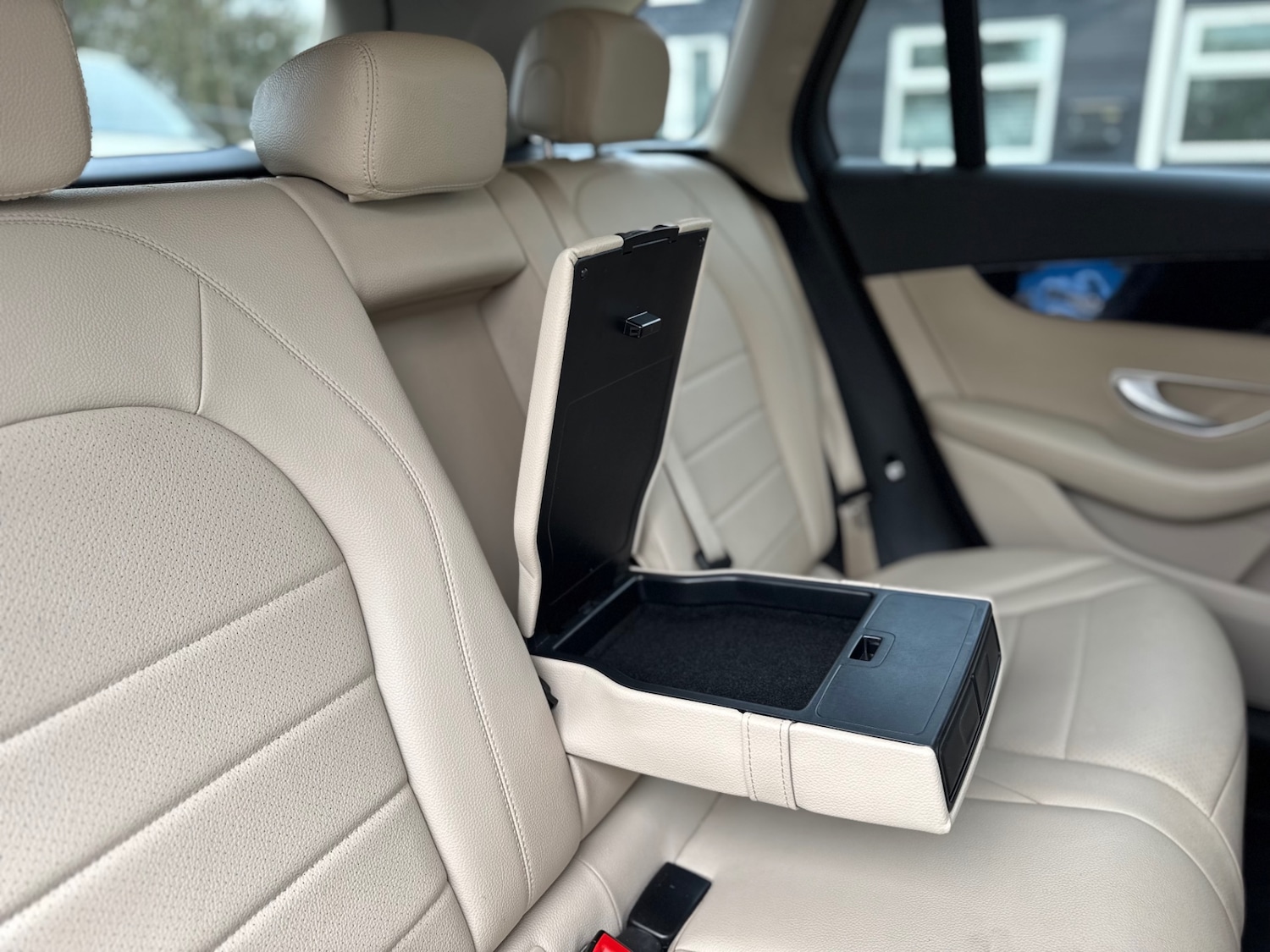 Used Mercedes-Benz GLC 2016 for sale - 77715006: Photo 39