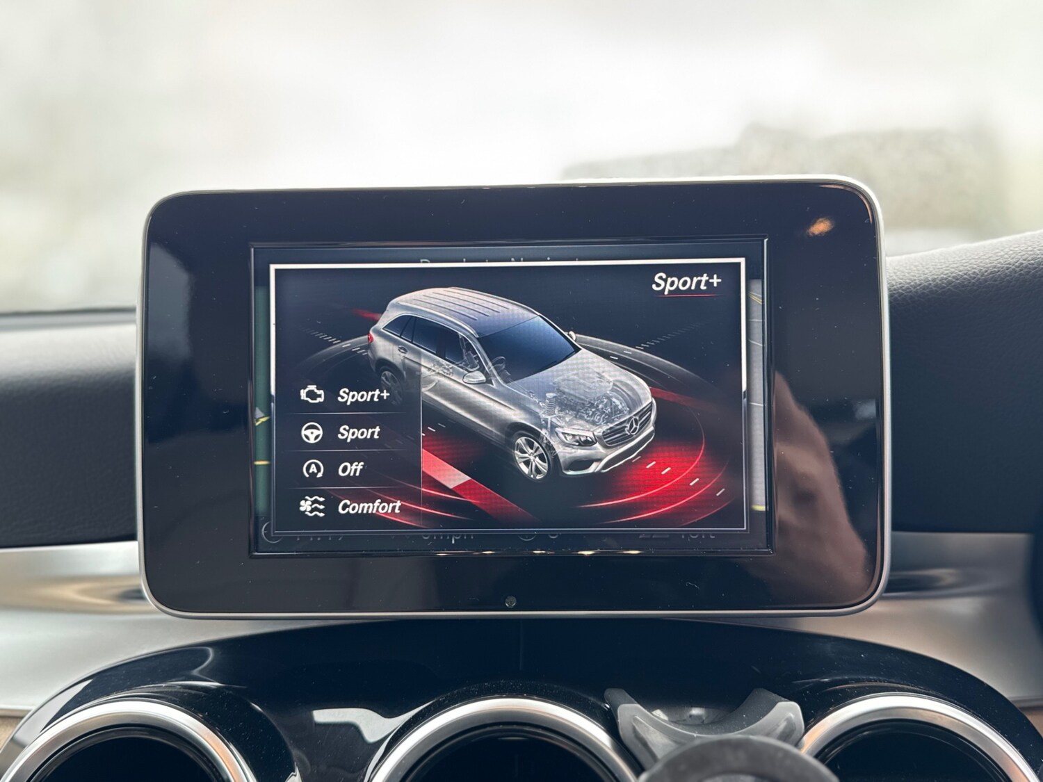 Used Mercedes-Benz GLC 2016 for sale - 77715006: Photo 64