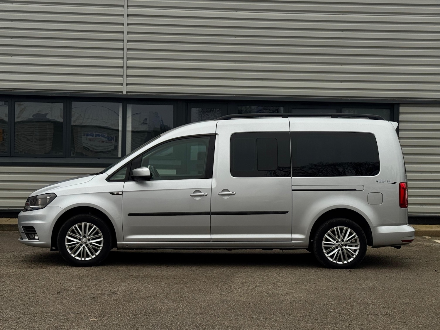 Used Volkswagen Caddy Maxi Life 2018 for sale - 77775233: Photo 10