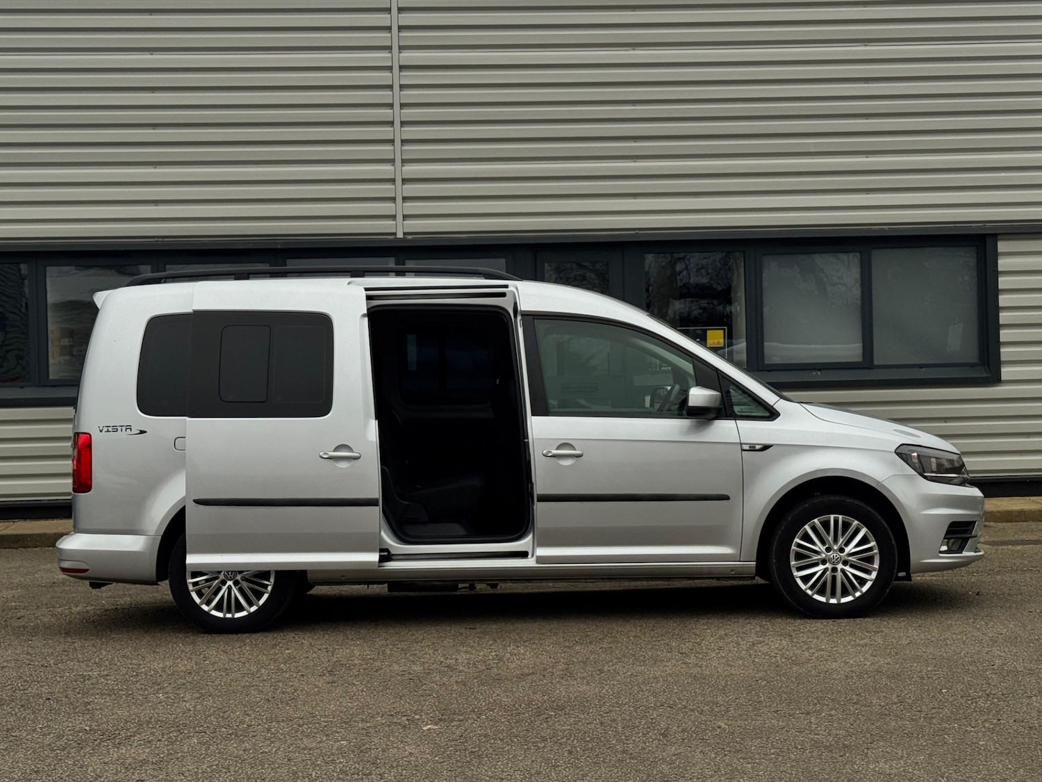 Used Volkswagen Caddy Maxi Life 2018 for sale - 77775233: Photo 35