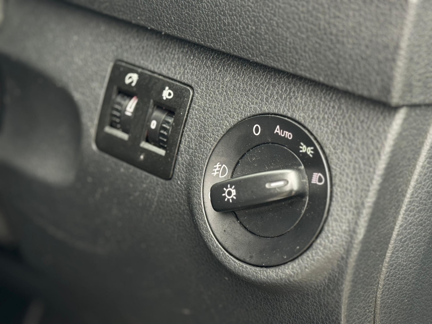 Used Volkswagen Caddy Maxi Life 2018 for sale - 77775233: Photo 38