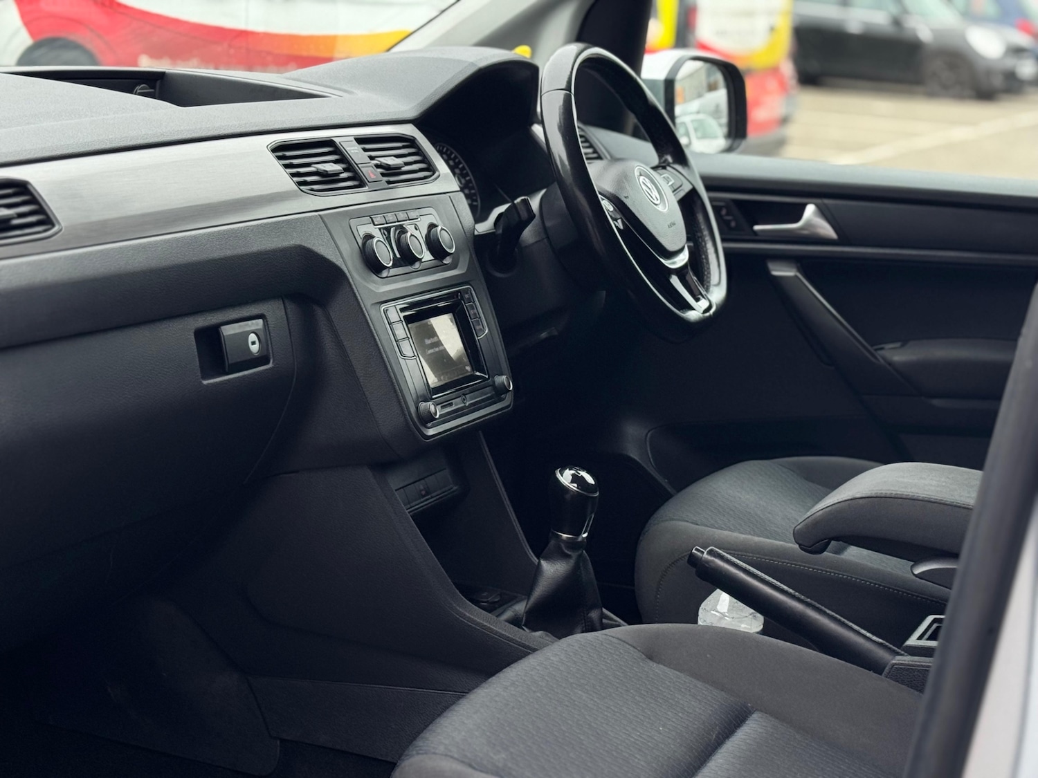 Used Volkswagen Caddy Maxi Life 2018 for sale - 77775233: Photo 48