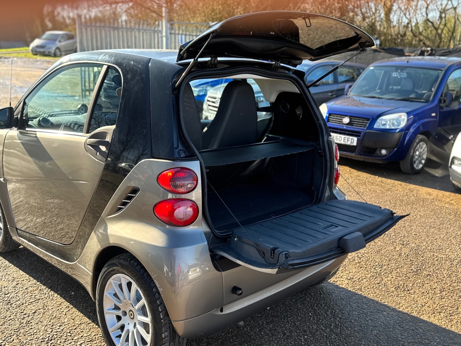 Used smart fortwo 2011 for sale - 77555373: Photo 15