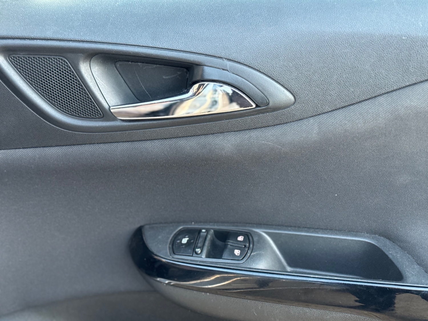 Used Vauxhall Corsa 2016 for sale - 78057272: Photo 16