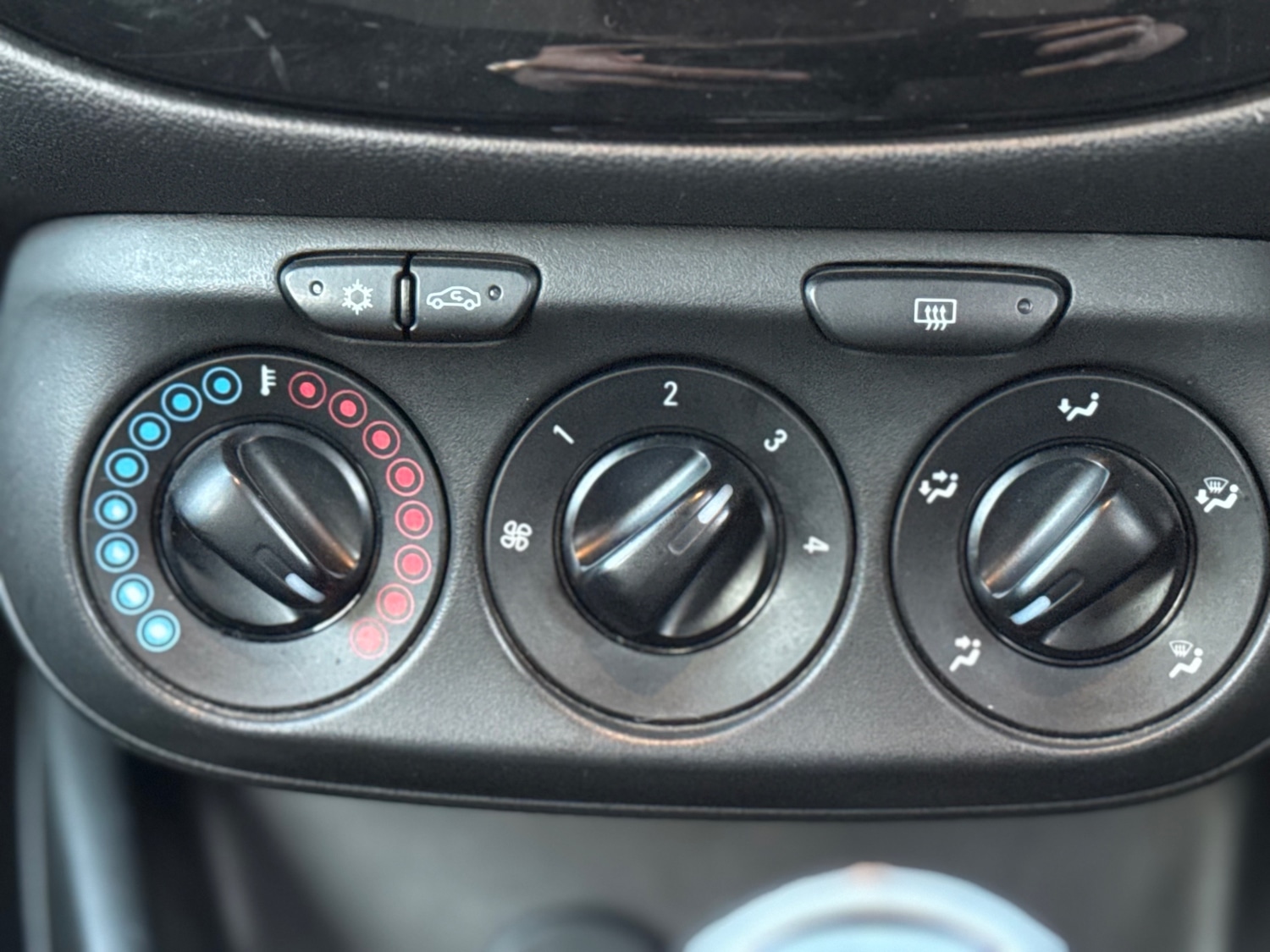 Used Vauxhall Corsa 2016 for sale - 78057272: Photo 19