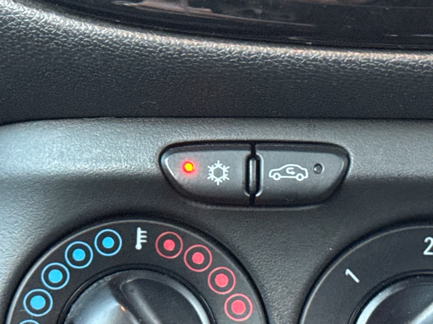 Used Vauxhall Corsa 2016 for sale - 78057272: Photo 20