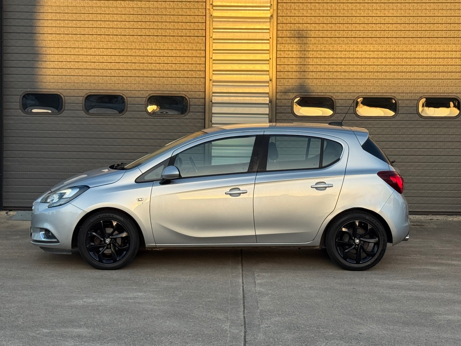 Used Vauxhall Corsa 2016 for sale - 78057272: Photo 8