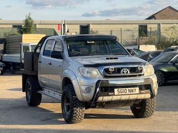 Used Toyota Hilux 2010 for sale - 79395344: Photo