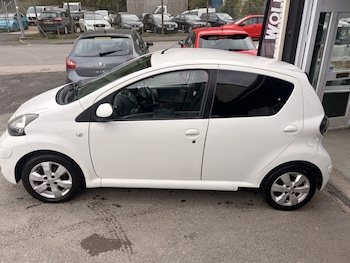 Used Toyota AYGO 2011 for sale - 78858198: Photo