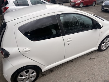 Used Toyota AYGO 2011 for sale - 78858198: Photo