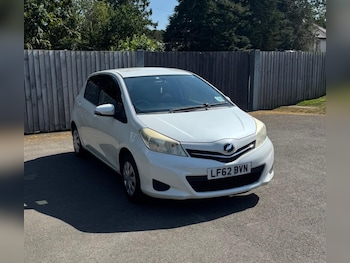 Used Toyota Vitz 2023 for sale - 79290251: Photo