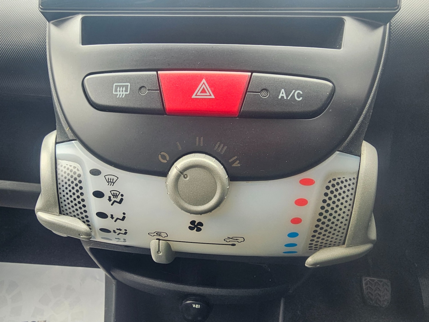 Used Peugeot 107 2013 for sale - 75749851: Photo 20