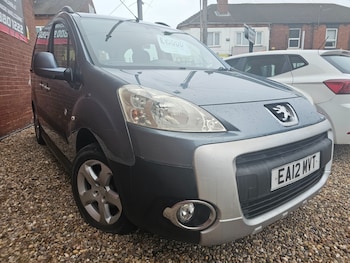 Used Peugeot Partner Tepee 2012 for sale - 77404861: Photo