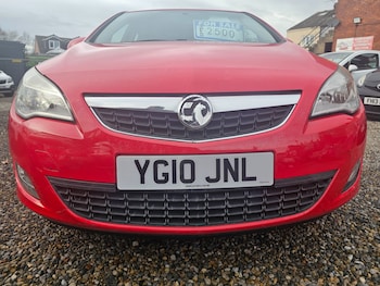 Vauxhall - Astra