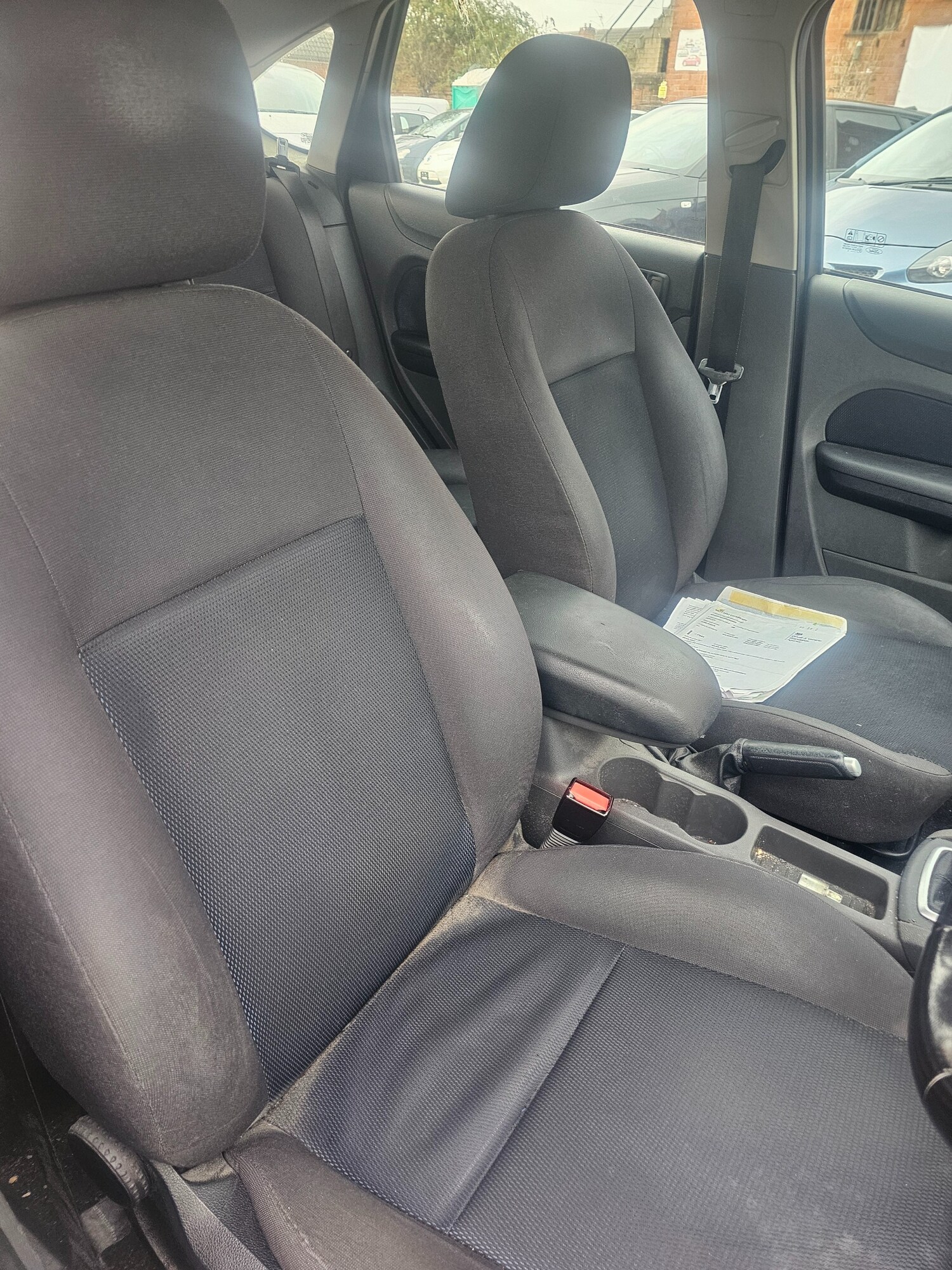 Used Ford Focus 2005 for sale - 76532266: Photo 11