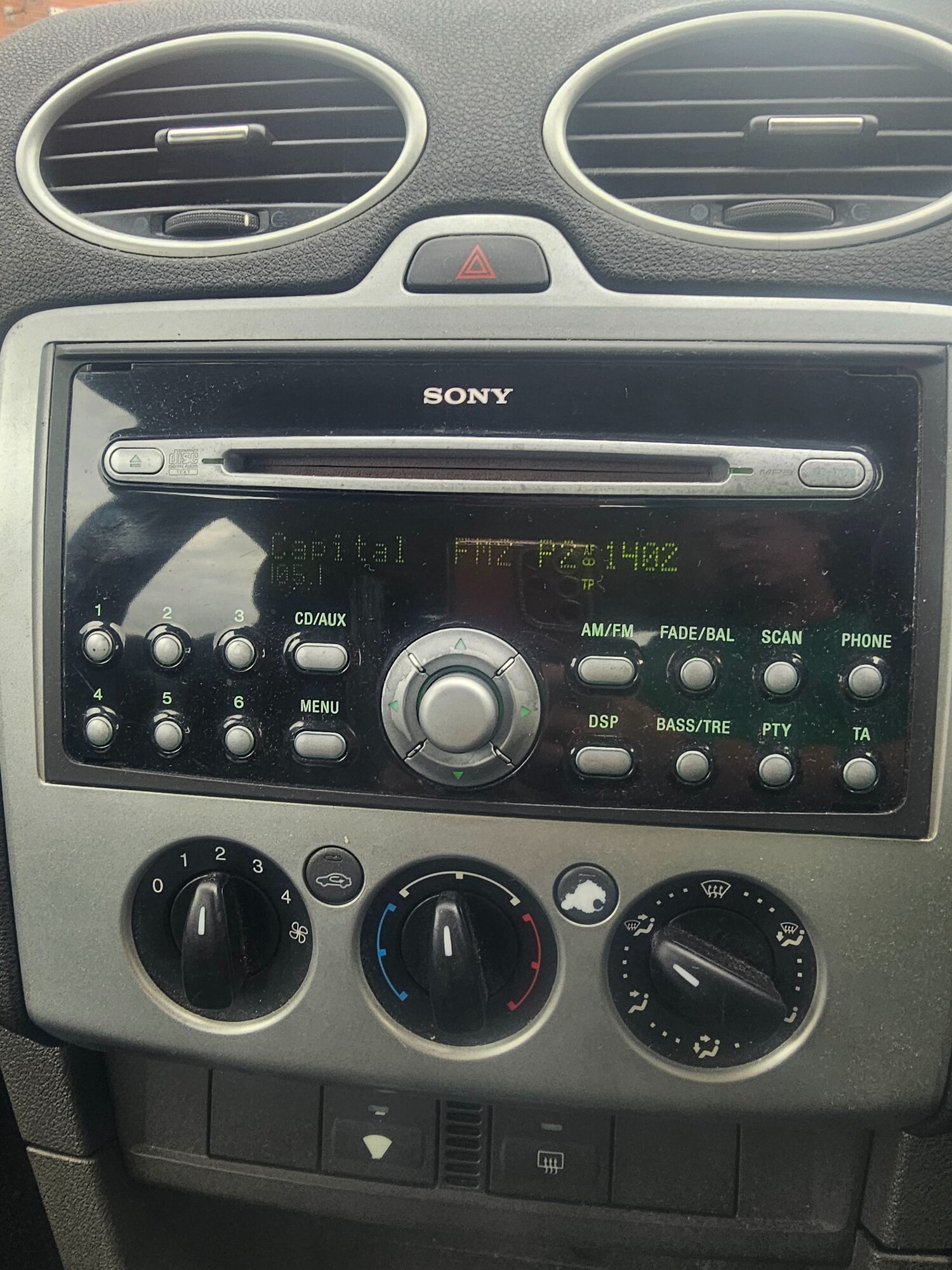 Used Ford Focus 2005 for sale - 76532266: Photo 14