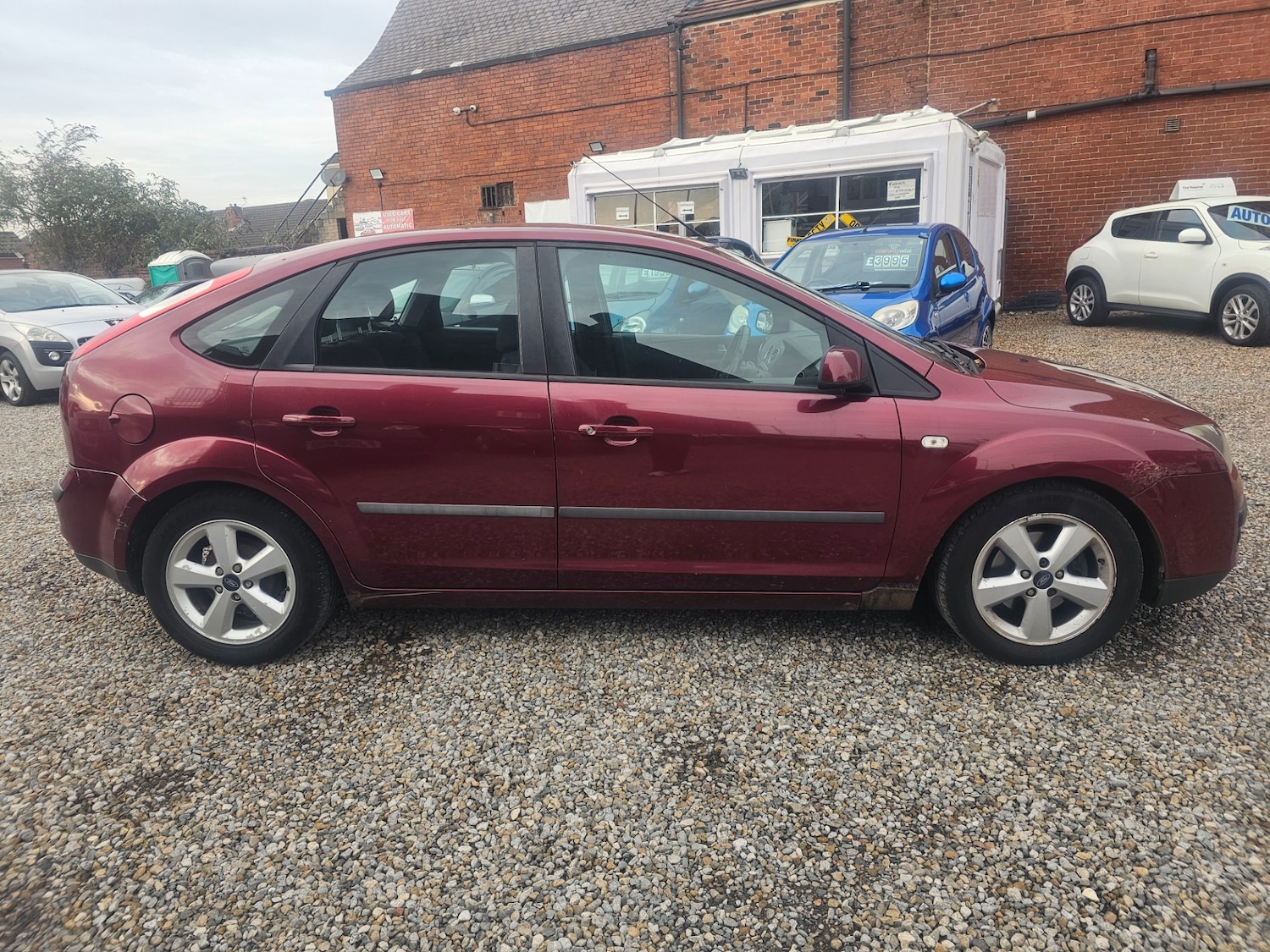 Used Ford Focus 2005 for sale - 76532266: Photo 2