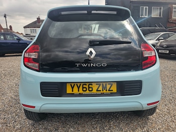 Used Renault Twingo 2016 for sale - 79272981: Photo