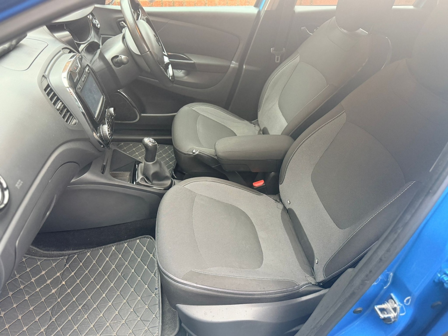 Used Renault Captur 2015 for sale - 76763153: Photo 10