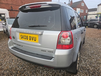 Used Land Rover Freelander 2008 for sale - 77247717: Photo