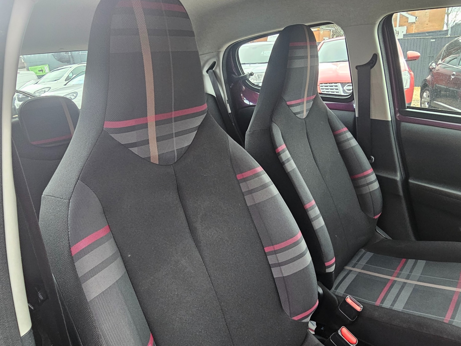 Used Peugeot 108 2015 for sale - 77872969: Photo 8