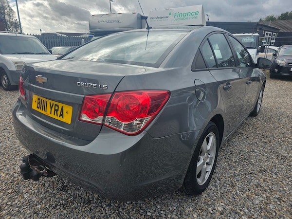 Used Chevrolet Cruze 2011 for sale - 75650745: Photo 1