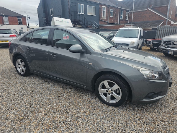 Used Chevrolet Cruze 2011 for sale - 75650745: Photo 9