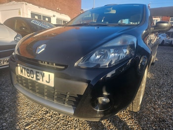 Used Renault Clio 2011 for sale - 76696611: Photo