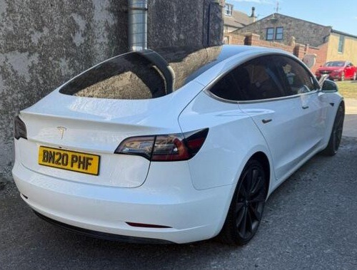 Used Tesla Model 3 2020 for sale - 76481488: Photo 1