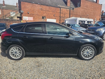 Used Ford Focus 2011 for sale - 75956032: Photo