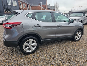Used Nissan Qashqai 2018 for sale - 77516662: Photo