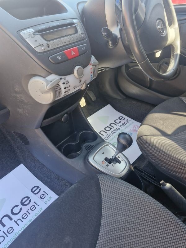 Used Toyota AYGO 2013 for sale - 76525872: Photo 5