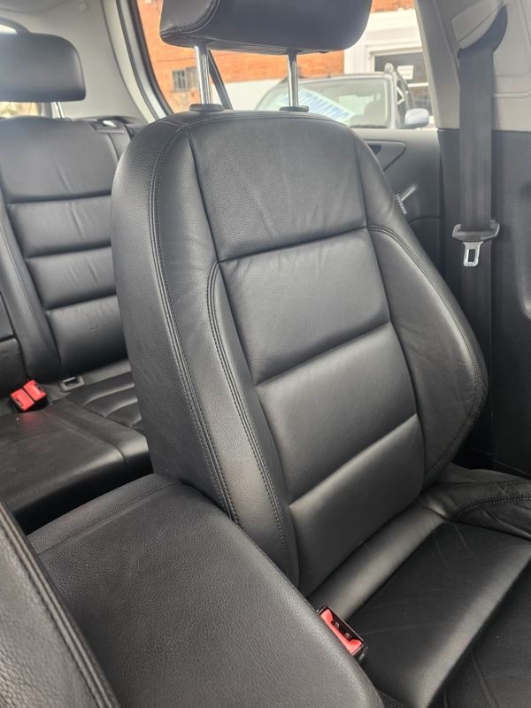 Used Volkswagen Golf 2011 for sale - 76526056: Photo 19