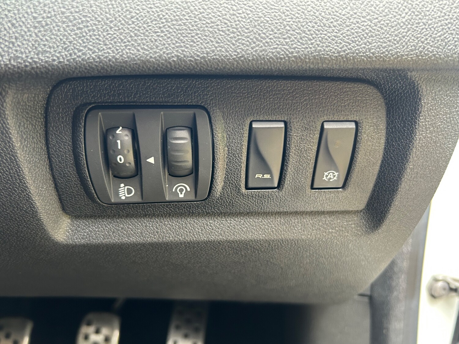 Used Renault Megane for sale - 76998909: Photo 43