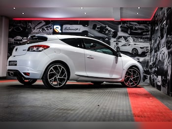 Used Renault Megane 2016 for sale - 76998909: Photo