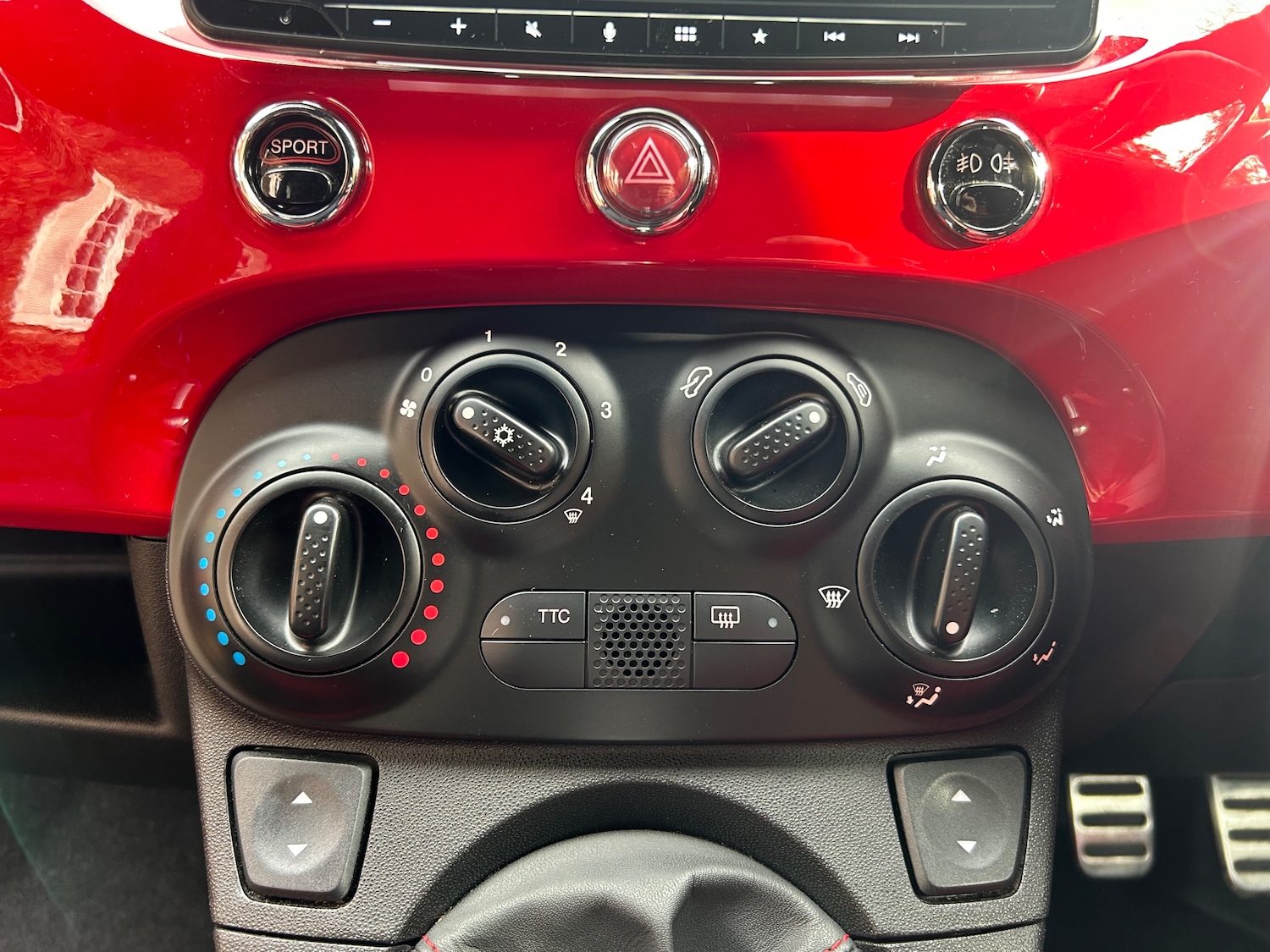 Used Abarth 500 for sale - 76998911: Photo 50