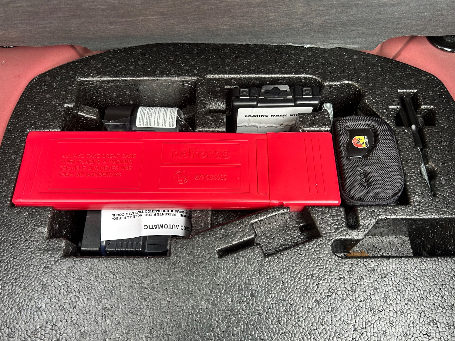 Used Abarth 500 for sale - 76998911: Photo 51