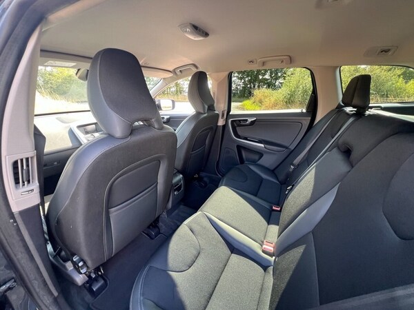 Used Volvo XC60 2014 for sale - 76147875: Photo 10