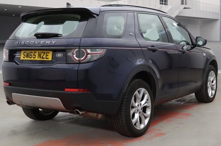 Used Land Rover Discovery Sport 2016 for sale - 76163236: Photo 7