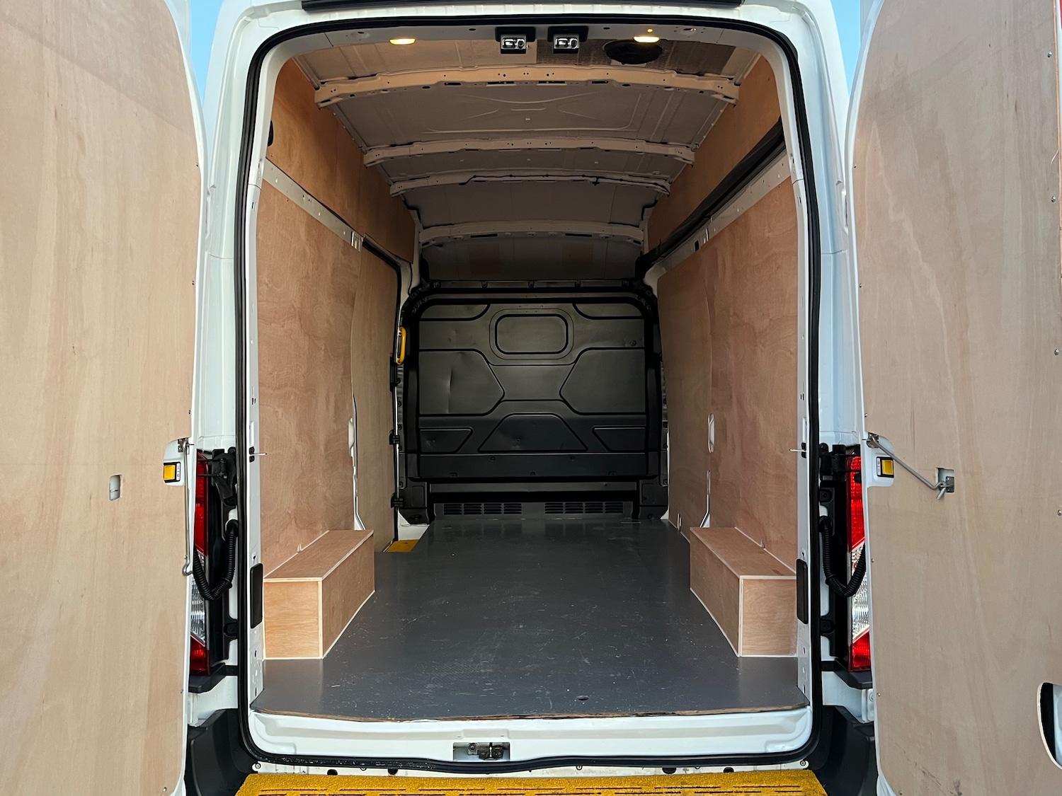 Used Ford Transit 2015 for sale - 77245152: Photo 7