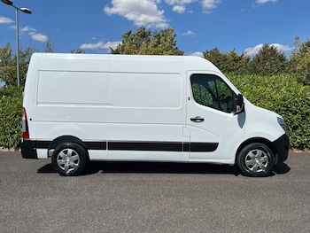 Used Nissan Interstar 2022 for sale - 79385842: Photo