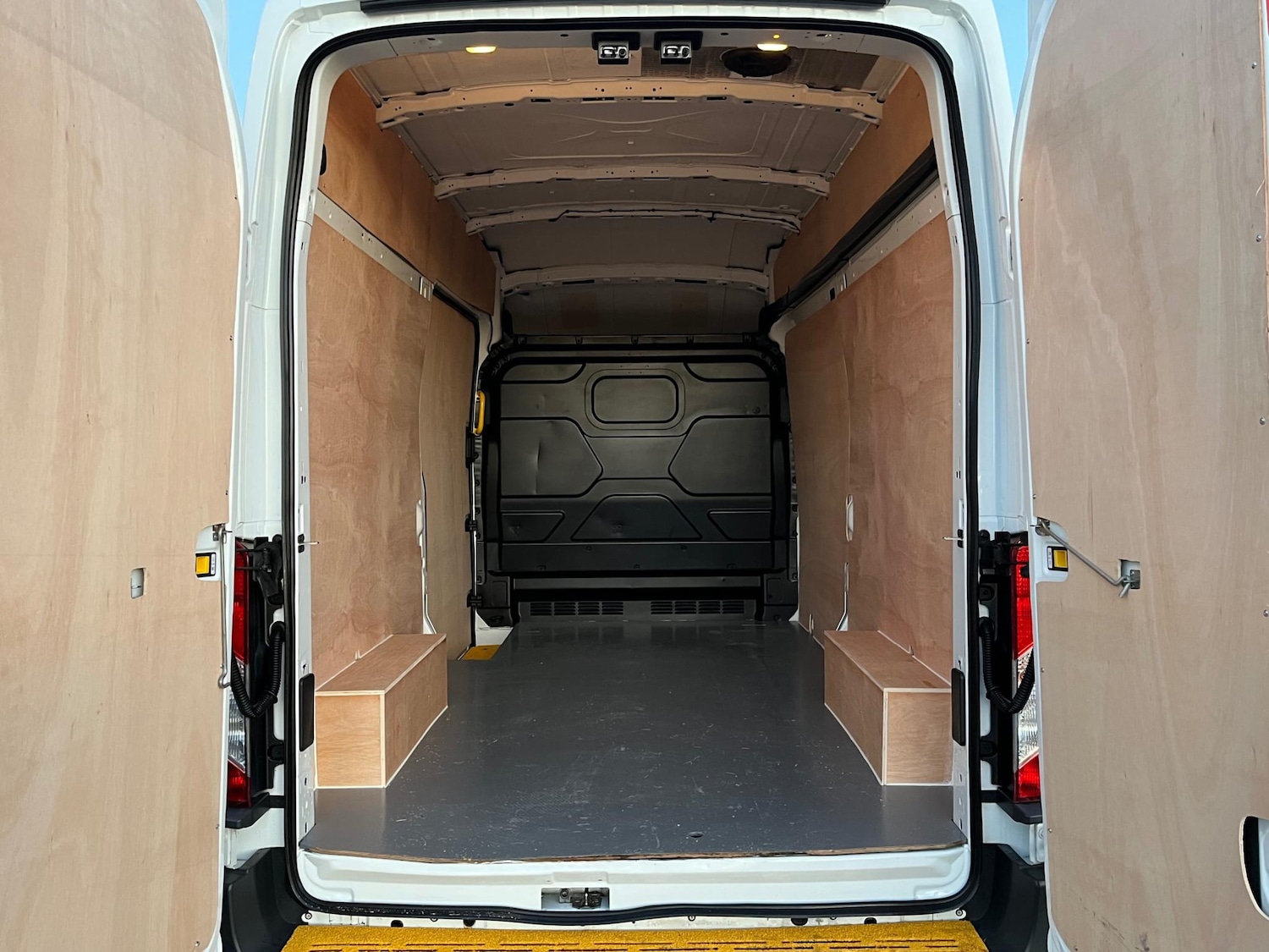 Used Ford Transit 2015 for sale - 76723958: Photo 6