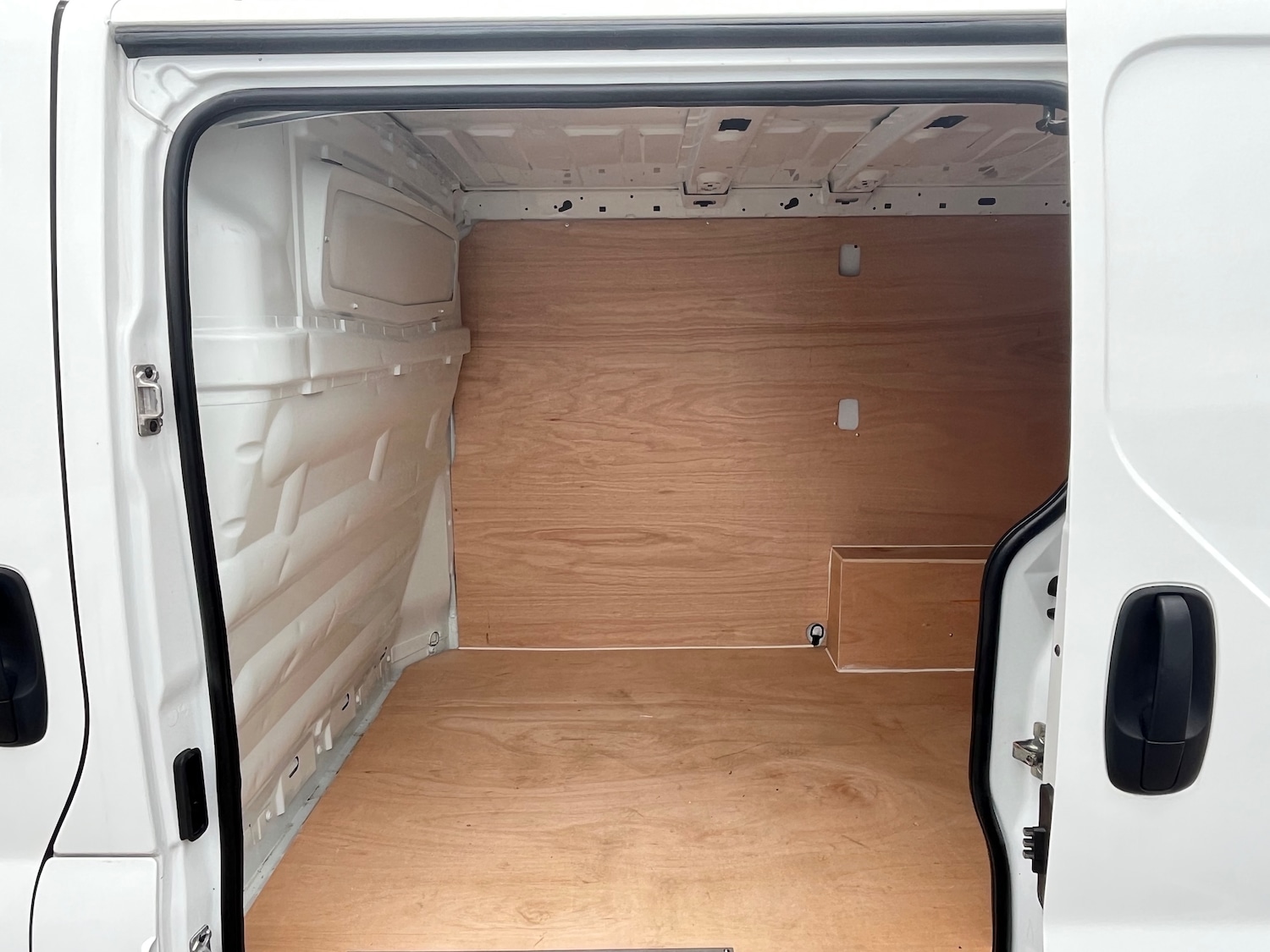 Used Vauxhall Vivaro for sale - 78084013: Photo 9