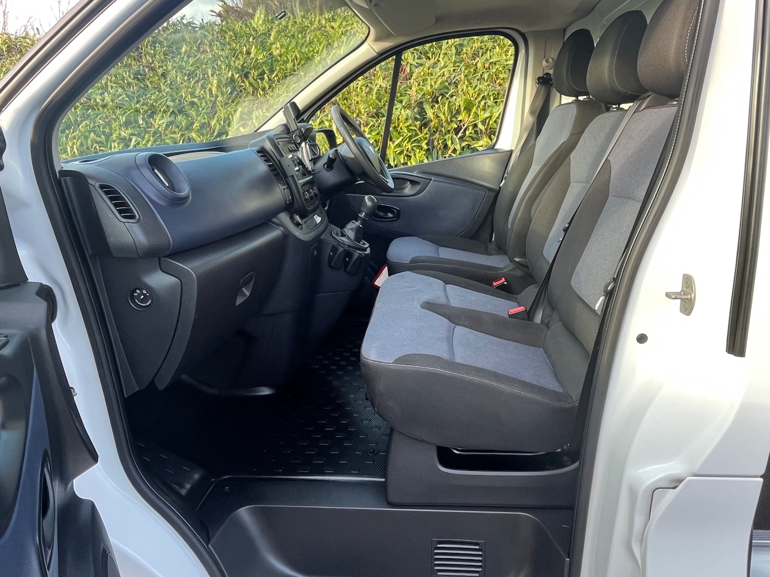 Used Vauxhall Vivaro 2016 for sale - 78063573: Photo 26