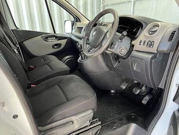 Used Renault Trafic 2019 for sale - 79588560: Photo