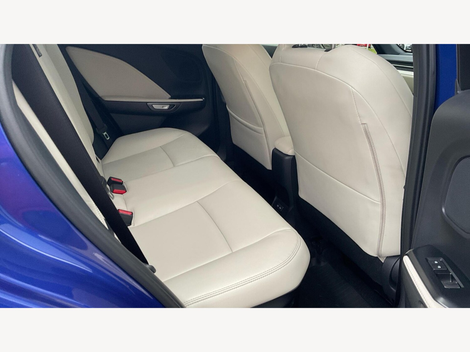 Used Lexus LBX 2024 for sale - 76689538: Photo 11