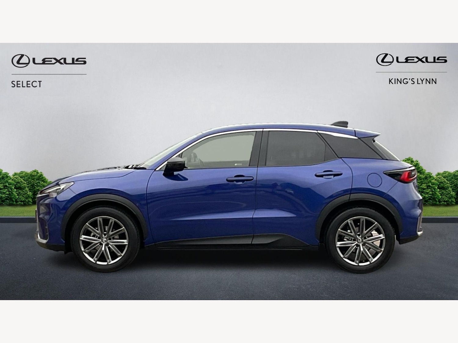 Used Lexus LBX 2024 for sale - 76689538: Photo 3