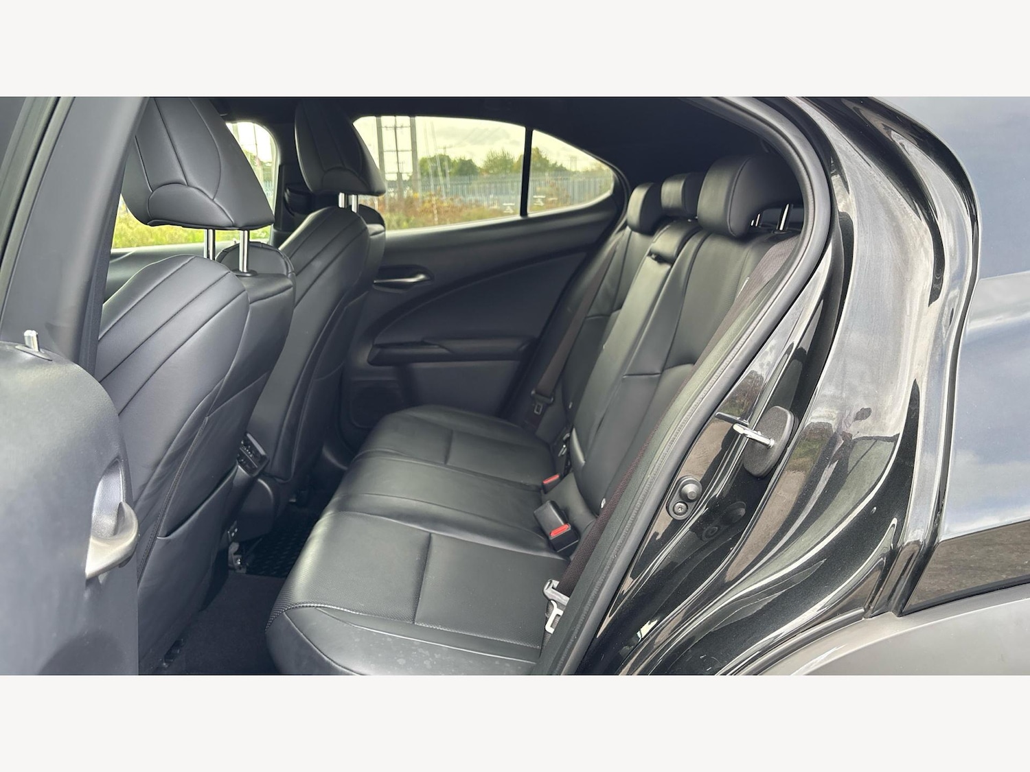Used Lexus UX 2021 for sale - 76380479: Photo 16