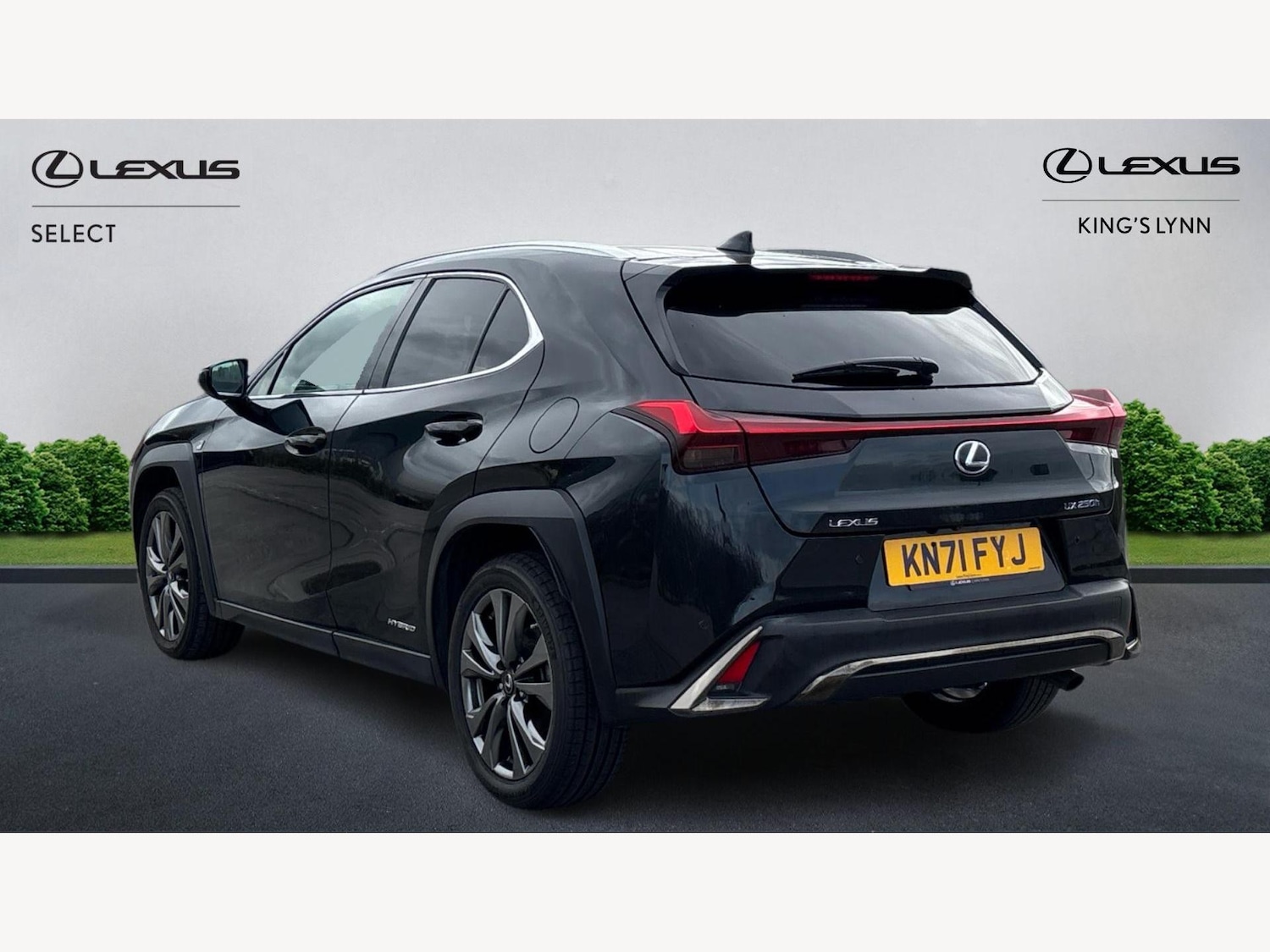 Used Lexus UX 2021 for sale - 76380479: Photo 2