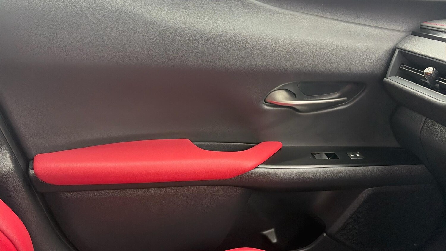 Used Lexus UX 2021 for sale - 77783377: Photo 38